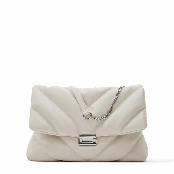 

New oversized quilted shoulder bag trendy and simple crossbody bag versatile chain bag commuting high-capacity underarm bag, Black