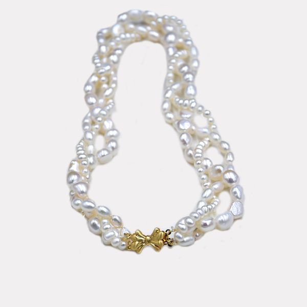 

Overlapping woven white pearl necklace Baroque natural freshwater pearls