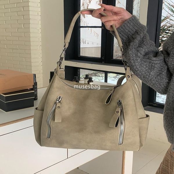 

High quality women's Maillard retro large capacity bag women's high-end fashion tote bag casual classic texture portable commuting bag, Coffee
