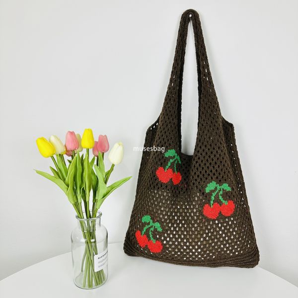 

Commuter essential niche design new ins bags for cross-border exclusive knitted bags woven bags large capacity tote bags cherry shoulder bags, Beige