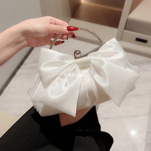 

High quality women clothing designer, high-end white bag, fashionable banquet social and leisure socialite high-end handbag practical and simple chain dinner bag