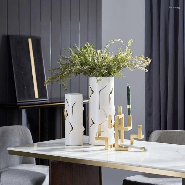 

Home Vases Furnishing Italian Luxury Gold Round Edge Raised Dot Ceramic Flower Sales Center Soft Decoration Office Counter Vase