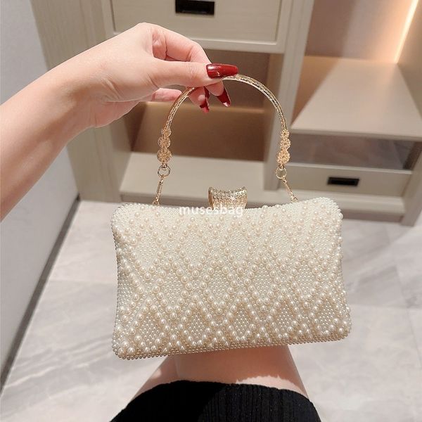 

Designer Ladies High Quality Pearl Square Box Dinner Bag Beaded Hand Style Celebrity Handheld Banquet Bag Evening Dress Bag Bridesmaid Wedding Bag, White