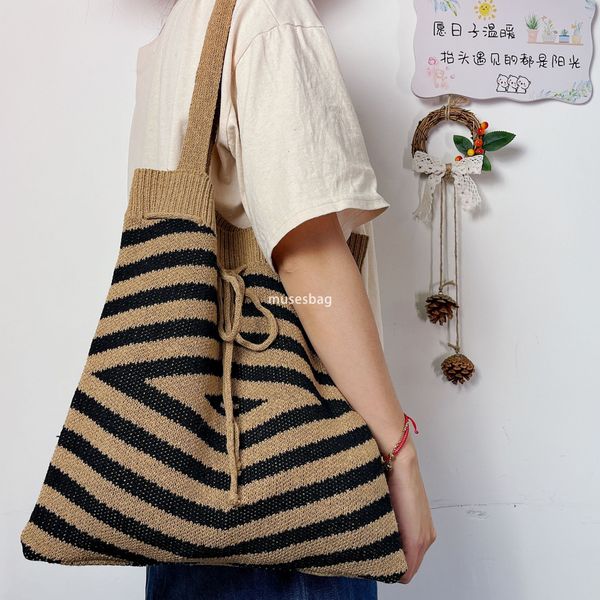 

New Vintage Bag Single Shoulder Bag Minimalist Knitted Bag Fashionable Tote Bag Commuting Large Capacity Underarm Bag Women Bag Handbag Trend, Coffee