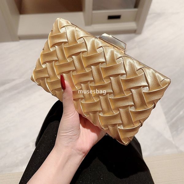 

Designer Women High Quality Versatile Chain Dinner Bag Celebrity Crossbody High Grade Classic Retro Shoulder Bag Banquet Dress Handbag, Gold