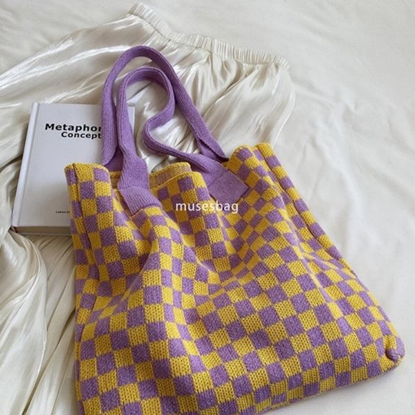 

New Instagram Two tone Combination High Quality Bag Knitted Bag Fashionable Shoulder Bag Black and White Checkered Bag Large Capacity Tote Bag Retro, Split