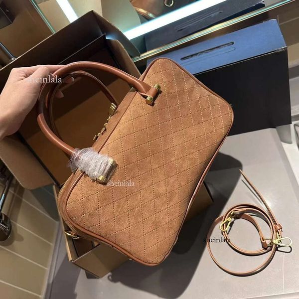 

Women's Designer Handbag Women's Shoulder Handbag Deer Leather Cosmetic Bag Diamond Check Thread for women's velvet tote bag Ys012, Black