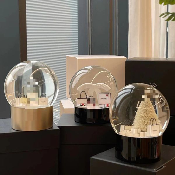 

Designer Transparent Crystal Creative Jewelry Letter Logo White Christmas Tree Best Friend Valentine's Day Snowflake Ball Desktop Decoration Gift Box Set