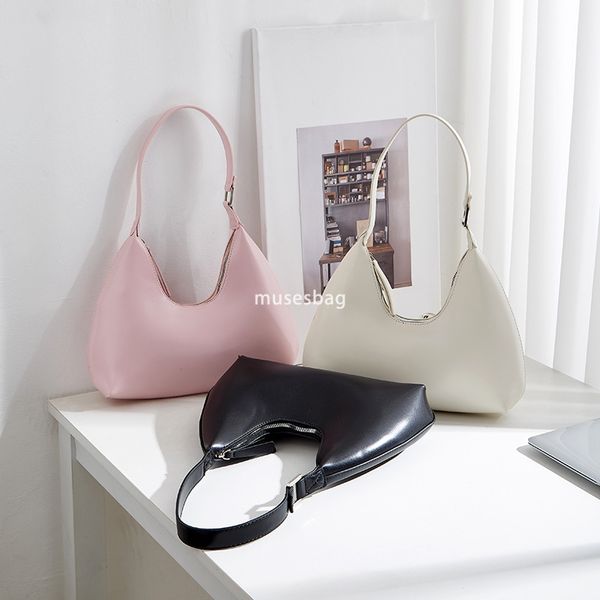 

Korean version of solid color simple portable shoulder bag with a sense of luxury casual and versatile underarm bag This year's new stylish women's bag trend, Black