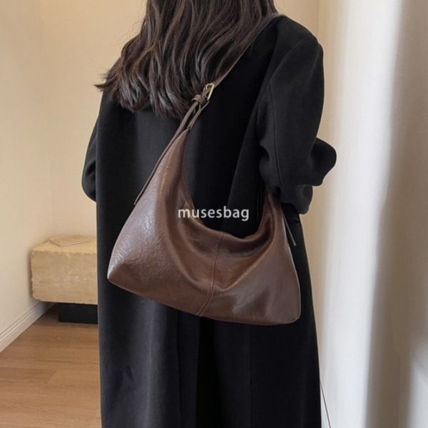 

Advanced and high-capacity bag for women's new soft leather crossbody bag casual shoulder bag textured commuting tote bag, Black