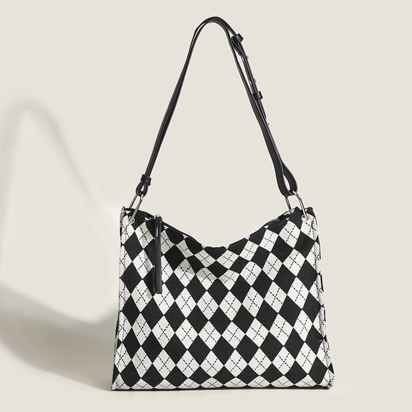 

Hot selling new fashionable and versatile trend diamond zipper women's commuting high-capacity shoulder bag for class student underarm bag, Black