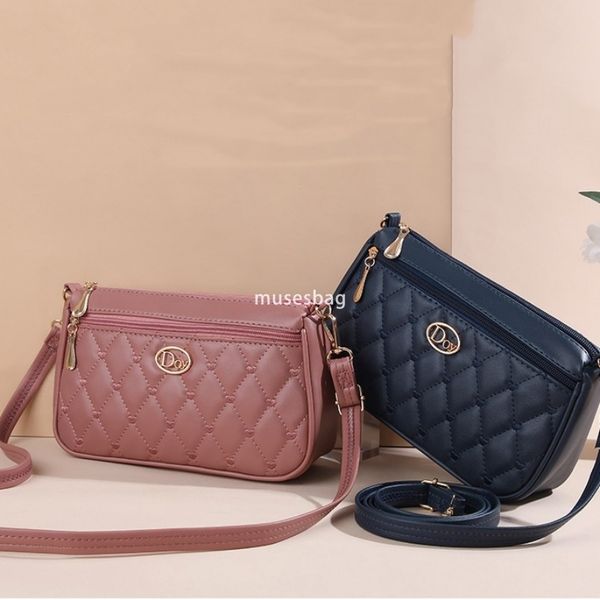 

High quality women's designer temperament practical diagonal shoulder bag multi-layer embroidered bag casual and fashionable middle-aged mother's mobile phone bag, Pink