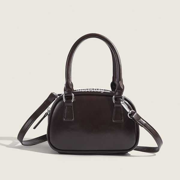 

High quality retro handbag autumn and winter women's new trend Korean handbag bowling bag versatile crossbody bag small square bag, Black