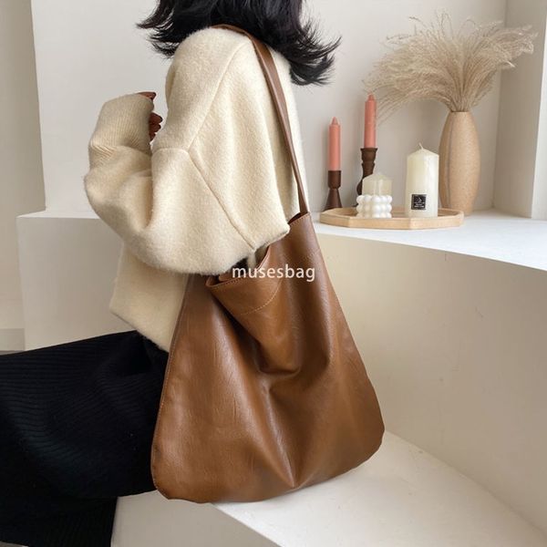 

Tote bag for women with large capacity for daily wear new fashionable and simple single shoulder underarm shopping bag fashionable and versatile soft leather bag, Brown