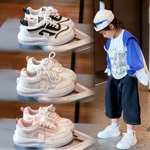 

Breathable Mesh Sporty Shoes for Kids in White - F615-35