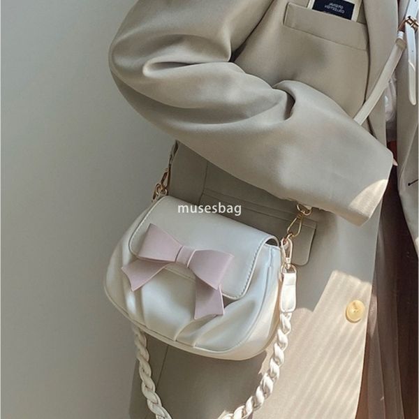 

High quality and high-end handbag for women new trendy spring and summer bow cloud pleated crossbody bag gentle and versatile one shoulder bag, White