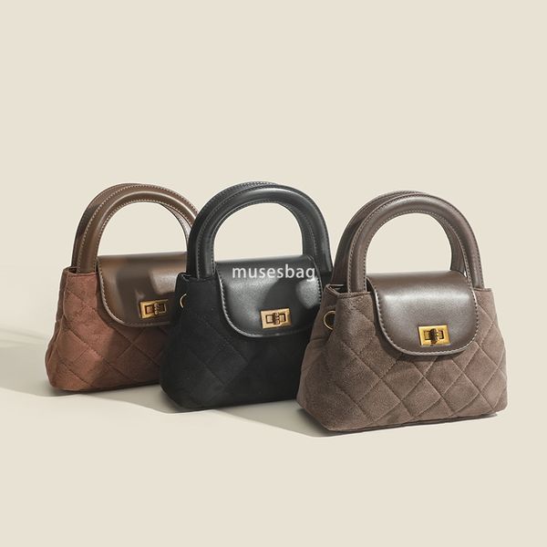 

Netizen Autumn and Winter High Quality Silk Velvet Small Fragrant Wind New Handheld Women Bag Single Shoulder Crossbody Diamond Grid Chain Bag, Black
