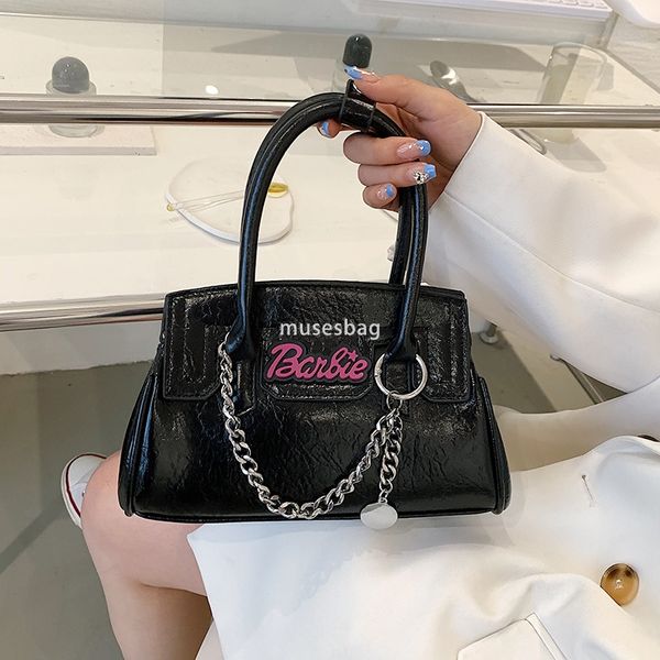 

Women new fashionable and textured handbag niche crossbody bag black chain one shoulder portable motorcycle spicy girl bag for women