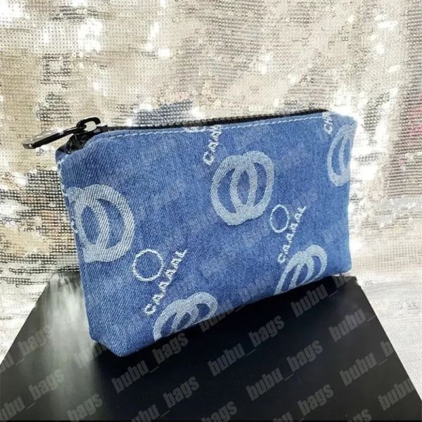 

Denim Blue Designer Make Up Bag Fashion Lady Wash Cosmetic Pouch Zipper Embroidery Makeup Bags Travelling Toiletry Purse Fitness Washing Bag 248131BF