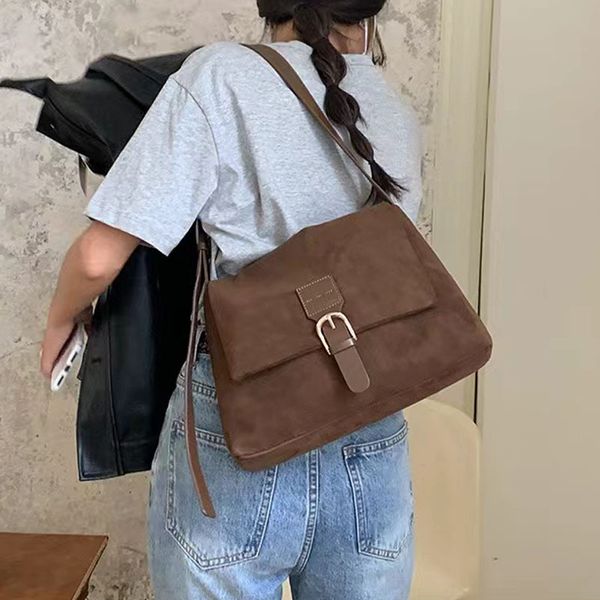 

Street niche design Korean version of spring/summer women's bag new retro style velvet surface single shoulder underarm bag versatile casual crossbody bag, Camel