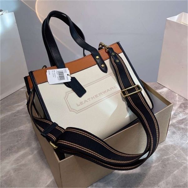 

designer bag Luxurys Designers Bags Women Field Totes Leather Carry Bag Should High Quality Leader Handbag Designer Selling Lady Cross Body Chain Coin Pu, 22x20cm