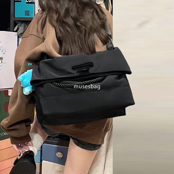 

Large capacity bag for women spring and summer new broadband crossbody messenger Oxford Butot bag file bag handheld business, Black