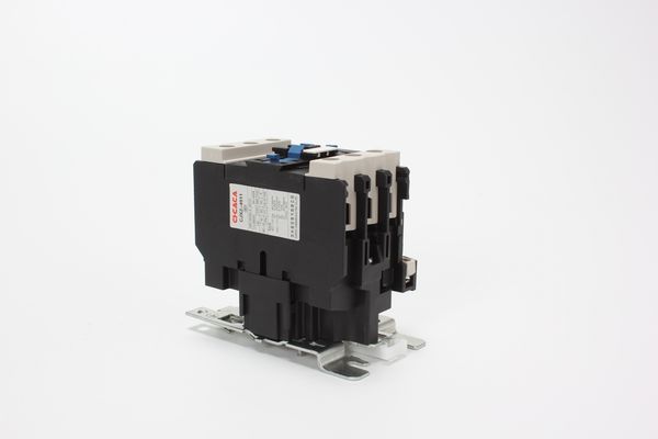 

CJX2-4011 AC contactor is durable and widely applicable