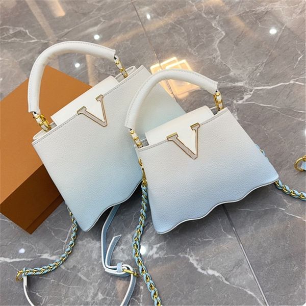 

2024 Woman Capu Shoulder Bags Ruffle handbag designer bag crossbody chain bag purses handbags Leather, 20cm-blue(l0g0)