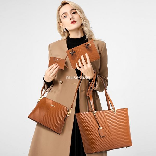

High end women designer new fashionable mother and child bag with large capacity simple European and American style bag set of four portable crossbody bag, Brown
