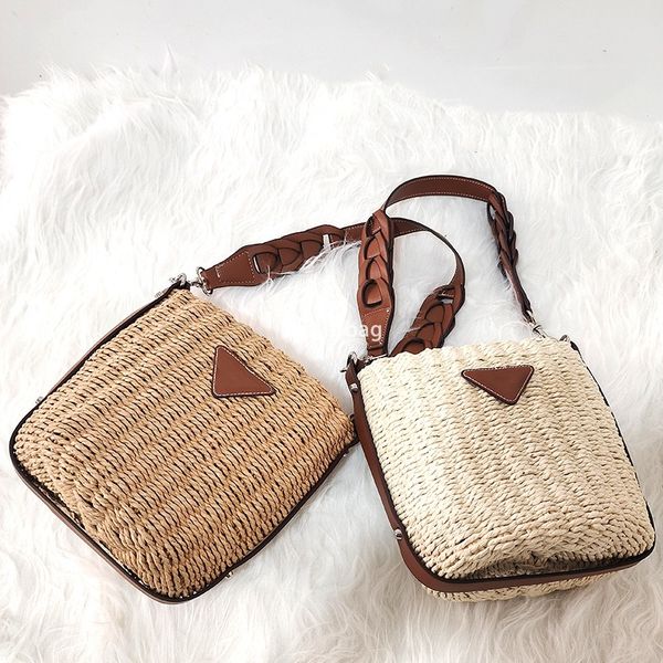 

Designer Women's Fashion Classic Retro Large Capacity Grass Woven Bag Street Trend Vegetable Basket Bag Handheld Lightweight and Practical Handwoven Shoulder Bag, Rice white
