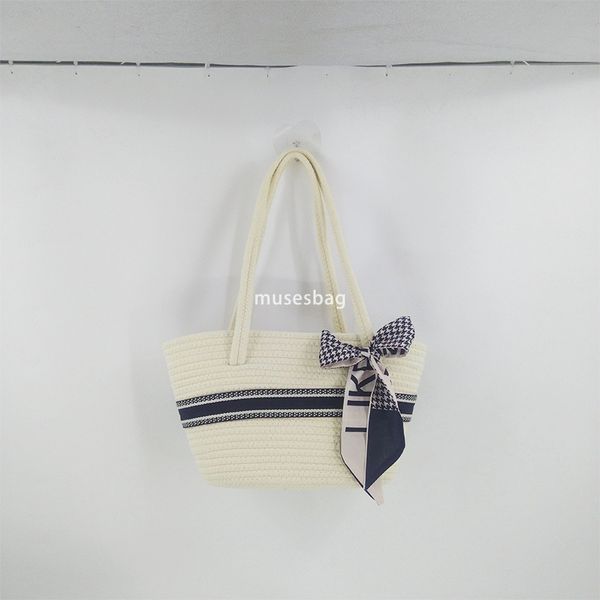 

Designer Women's Fashion New Classic Large Capacity Vegetable Basket Grass Woven Bag Leisure Beach Tote Bag Bowtie Handheld One Shoulder Crossbody Bag, White