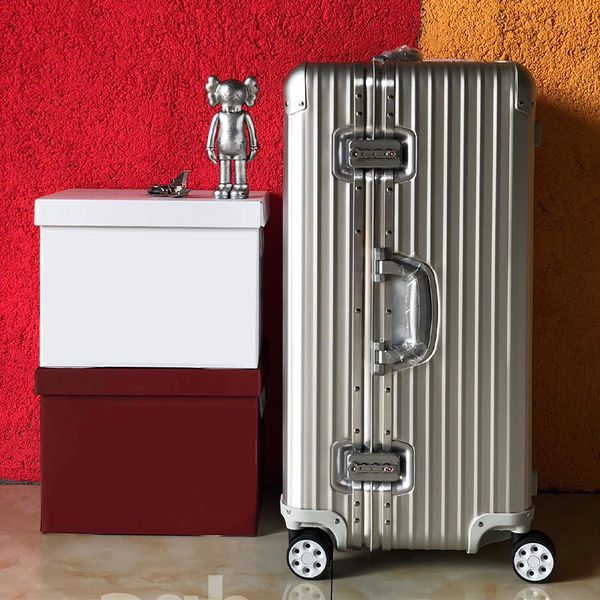 

Suitcase Large Designer Capacity Suitcase Luggage with Wheels Aluminium Alloy Boxes Trolley Case Bag Suitcases Boarding Case 31 33 inches, Only luggage hanging bag(universal size)