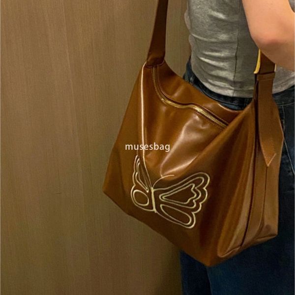 

Niche design trend, fashionable soft leather retro and simple Chinese style butterfly pleated bag new niche versatile large capacity single shoulder tote bag, Brown