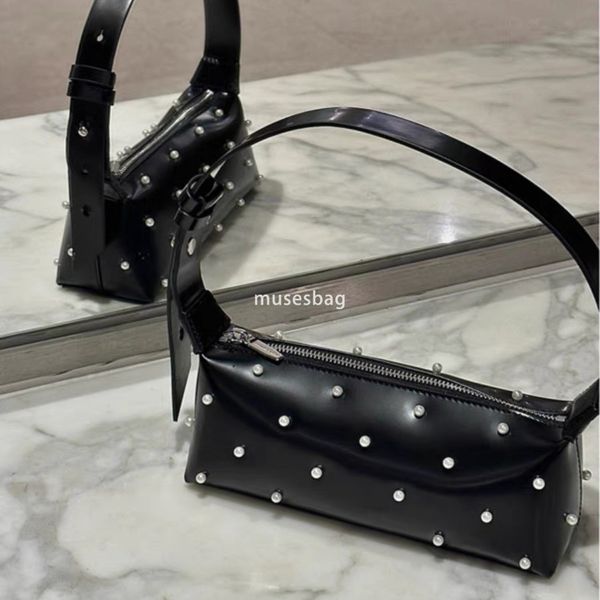 

Spring/Summer Luxury Bag New Fashionable Stick Bag Fashionable Versatile Underarm Bag Ghost Horse Girl Commuting Shoulder Bag, Black