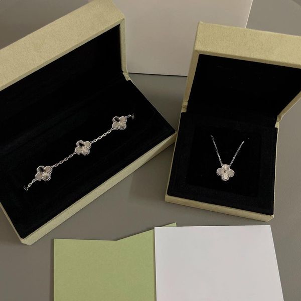 

Elegant Bracelet Fashion Man Woman Chain Wedding Bracelets Necklaces Special Design Jewelry Top Quality