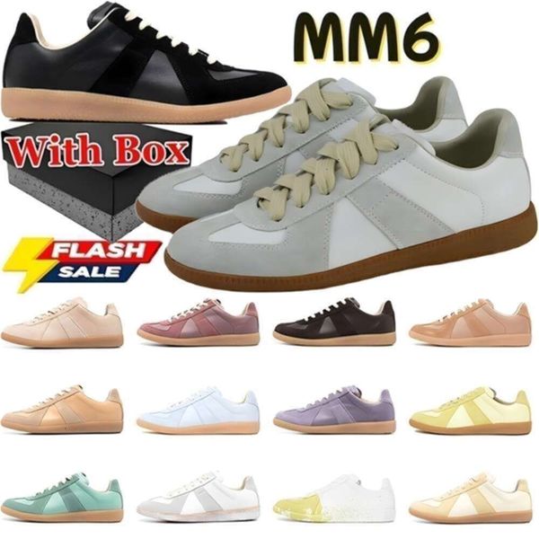 

Designer Margielaa MM6 Womens Shoes Cut Out Casual Shoes Mens Trainers Loafer Leather Vintage Zapatos Skate Spezials Men Women Sneakers, Black