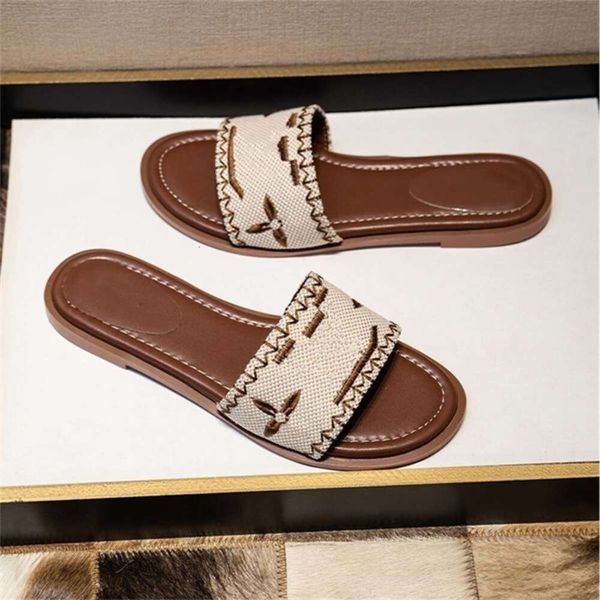 

Flat Designer Sandals Luxury Slippers Womens Embroider Fashion flip flop Letter Slipper for Women Summer Beach Slide Ladies Low Heel Shoes, Fuchsia