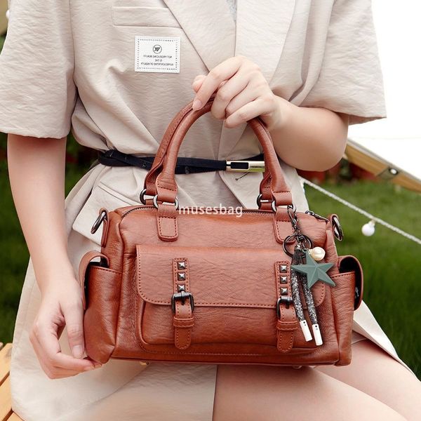

New European and American retro simple and elegant women's handbag mother's bag women's fashion large capacity crossbody bag shoulder bag, Burgundy