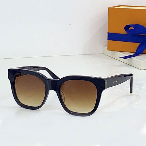 

Ladies Square Leisure Sun Z1525 Elegant Wide Leg UV400 Protective Mirror Frame Exquisite Monogram Flower Design Womens Designer Square Acetate Frame Sunglasses