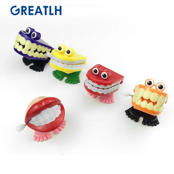 

wholesale Toys Creative Dental Gift wholesale spring Plastic Toys Jump Teeth Chain for Children Dental Toys