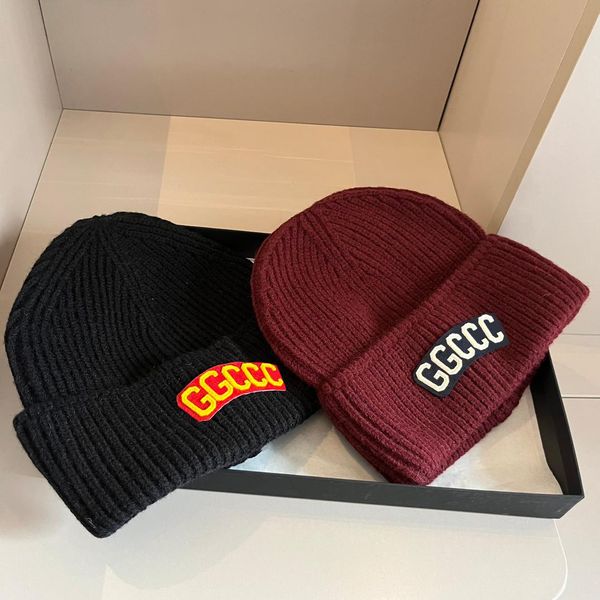

Designer Plush Casual Hat Men and Women Letter Knitted Hat Winter Hat Outdoor Warm Knitted Hat 2 Colors to Choose from, C2