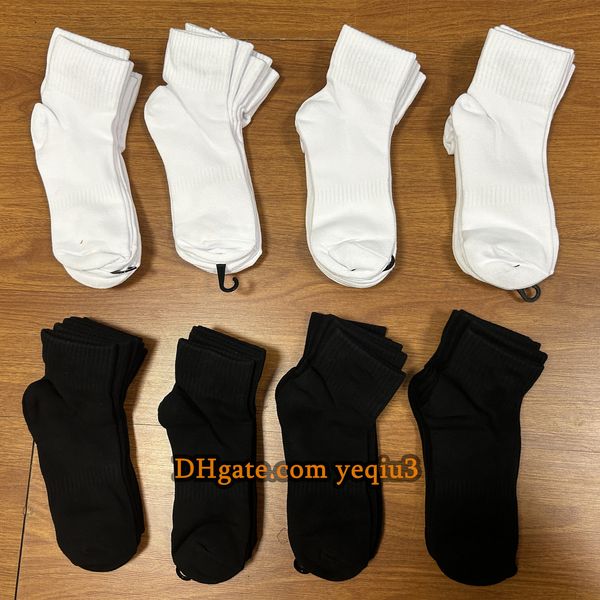 

Men sock Women sock High Quality Cotton All-match classic Ankle socks Stockings Breathable black and white Football basketball Sports Sock Wholesale size L/8-12, Short black