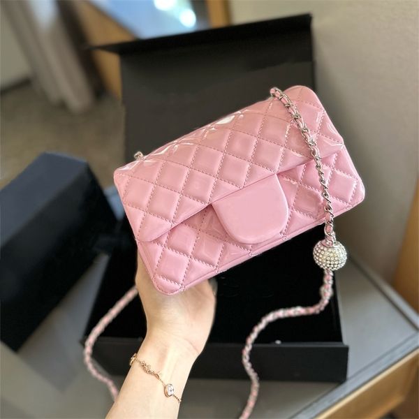 

Mini Crossbody Chain Bag Diamond Designer Bags Cross Body Shoulder Bags Patent Leather Flap Purse TOP, White(20*13cm)