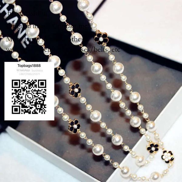 

Designer Necklace Delicacy Pendant wers High Quality Camellia pearl Sweater Chain Women Wedding Christm Party Jewelry Accesso