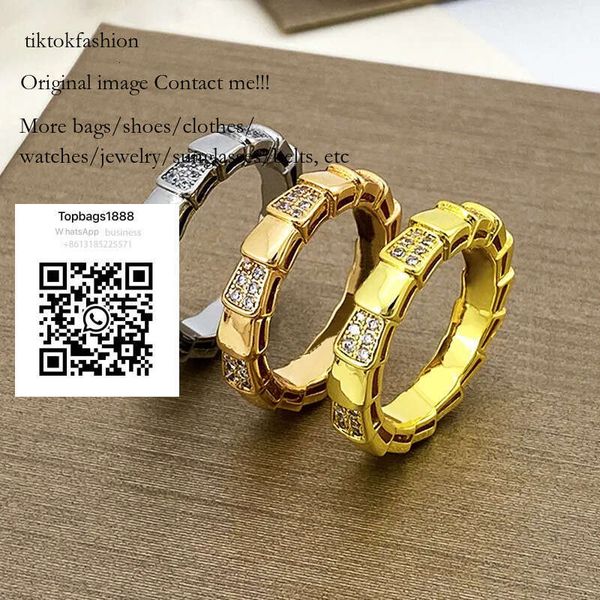 

Bone Womens Stainless Steel Personalized Snake Shaped Pair Sky Stars Full of Dia Shell Fritillaria Smooth Face Ring tiktokfas