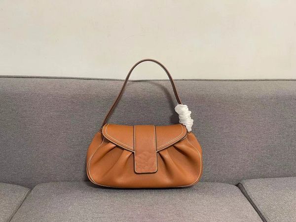 

2024 aaaaa 8109 Cosmetic Bags & Cases Handbag Luxury Women's Fashion Bag Logo Fashion Steam Engine Classic Hand Shoulder Diagonal Straddle Bag Shopping Bag, Khaki