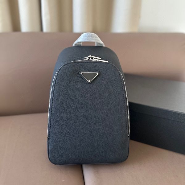 

Designer bags Men Classic bags Black Leather Fanny pack Chest pack Mobile phone bag camera bag Crossbody Bags Luxurys Purse Card Ccredit card slot Fortune Bag 20m