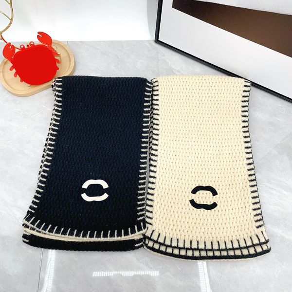 

Designer Scarf Luxury Women's Classic Scarf Knitted Warm Fashion Trend Solid Color Temperament Travel Festival Gifts Available in 2 Colors