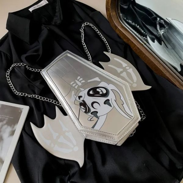 

Luxury Designer Women Coffin Bag Sweet And Cool Bat Wing Personalized Chain Bag Halloween Funny Ghost Shoulder Bag BFP2410222 PTP5, Beige