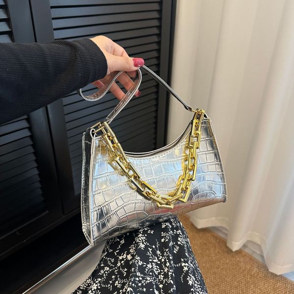 

Hot Free Shipping Designer Bag 2025 New Fashion Luxury Bag Designer Shoulder Handbags Stylish Everyday Handbag Lightweight Armpit Bag Functional Backpack, Gold